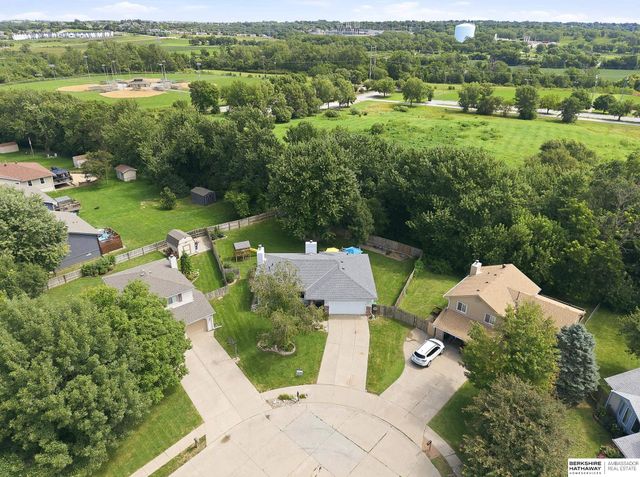 5629 N 126th Avenue, Omaha, NE 68164