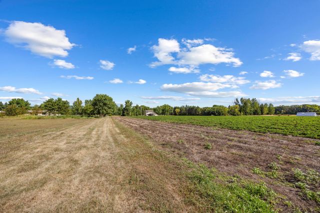 409 127th Street NE, Monticello, MN 55362