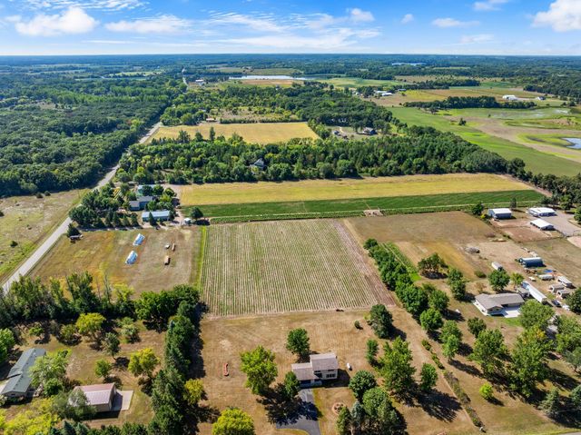 409 127th Street NE, Monticello, MN 55362