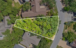 212 Hazeltine DR, Lakeway, TX 78734