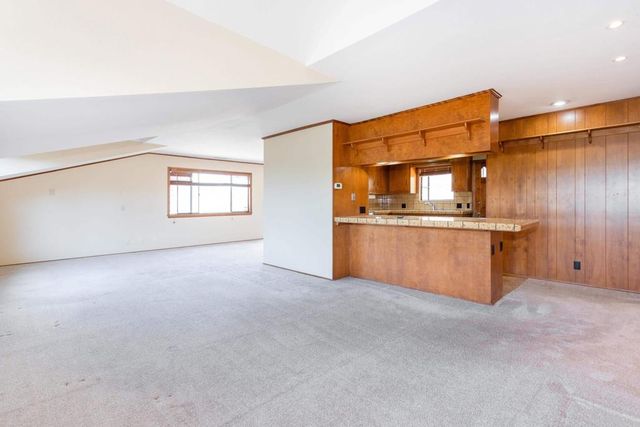 3020 RED MOUNTAIN HEIGHTS, Fallbrook, CA 92028