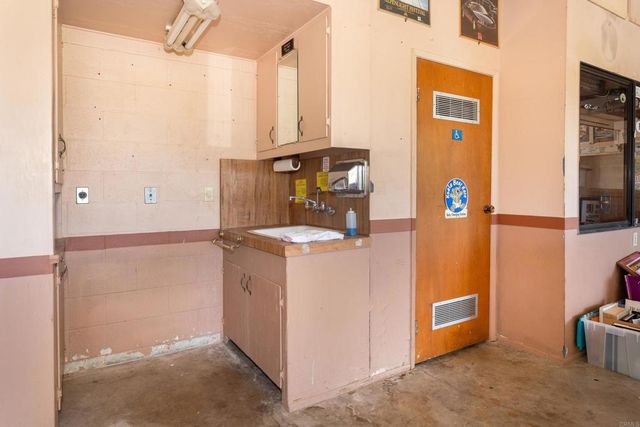 3020 RED MOUNTAIN HEIGHTS, Fallbrook, CA 92028