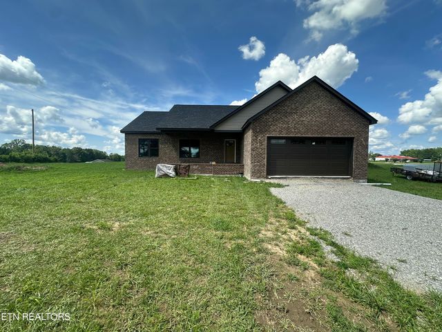 238 Thacker Rd, Grimsley, TN 38565