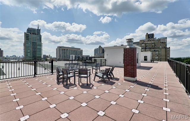 14 N Kingshighway Boulevard 5BN, St Louis, MO 63108