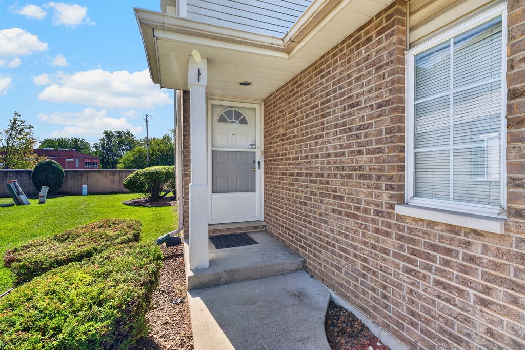 5229 W Mint Julip Drive, Alsip, IL 60803 — photo 3