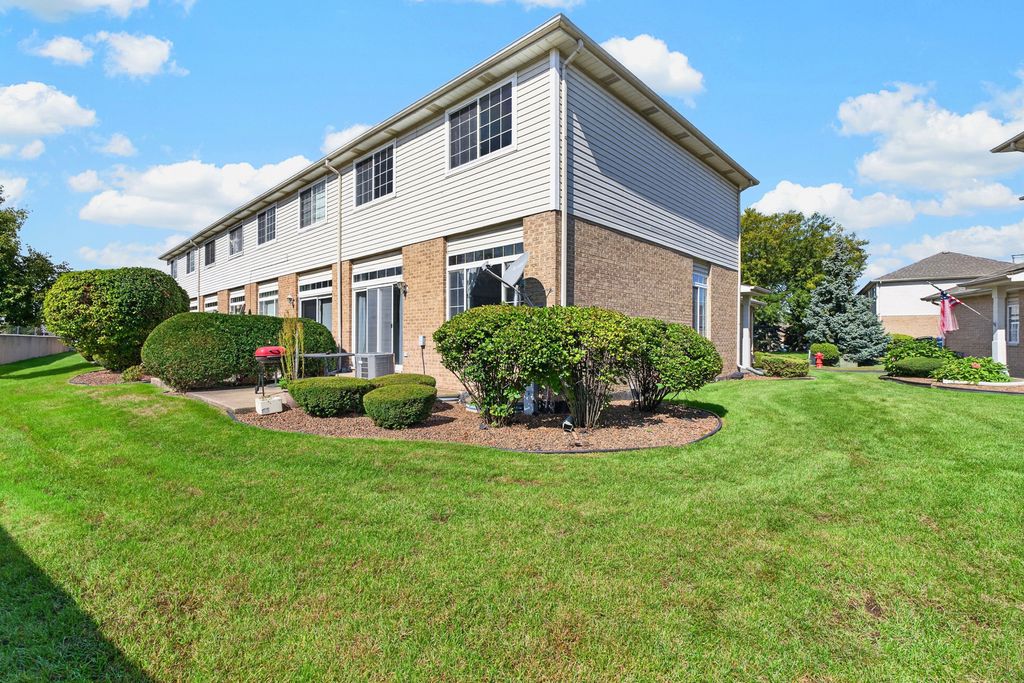 5229 W Mint Julip Drive, Alsip, IL 60803 — photo 4