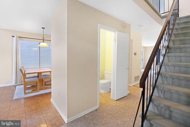 98 WINCHESTER DR, Hightstown, NJ 08520