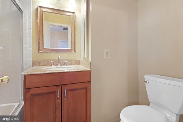 98 WINCHESTER DR, Hightstown, NJ 08520