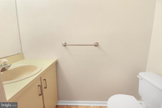 98 WINCHESTER DR, Hightstown, NJ 08520