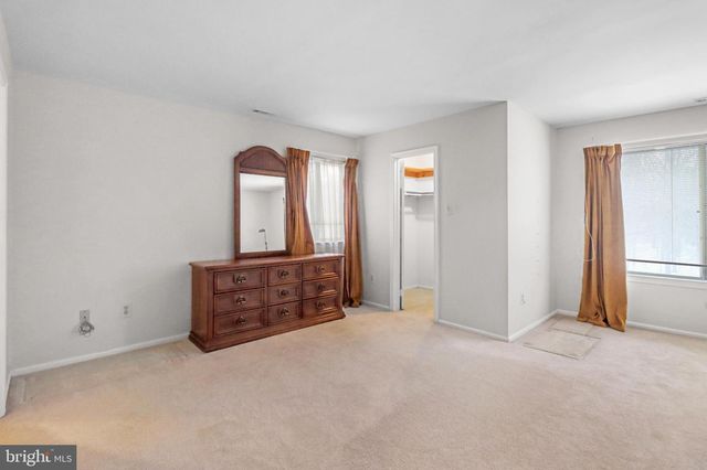 98 WINCHESTER DR, Hightstown, NJ 08520