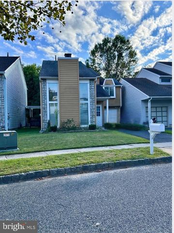 98 WINCHESTER DR, Hightstown, NJ 08520