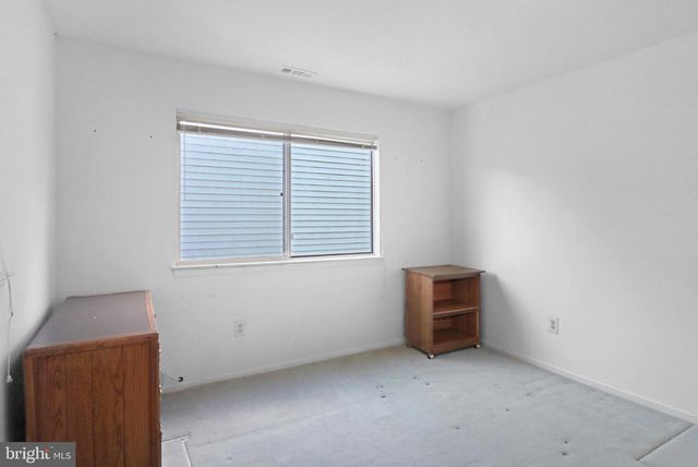 98 WINCHESTER DR, Hightstown, NJ 08520