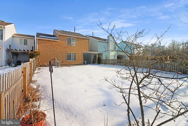 98 WINCHESTER DR, Hightstown, NJ 08520