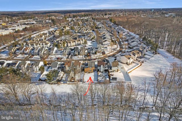 98 WINCHESTER DR, Hightstown, NJ 08520