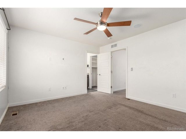 18639 E 50th Pl, Denver, CO 80249