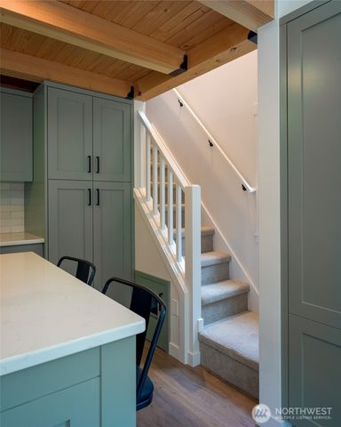 25 Eliza Lane, Lopez Island, WA 98261
