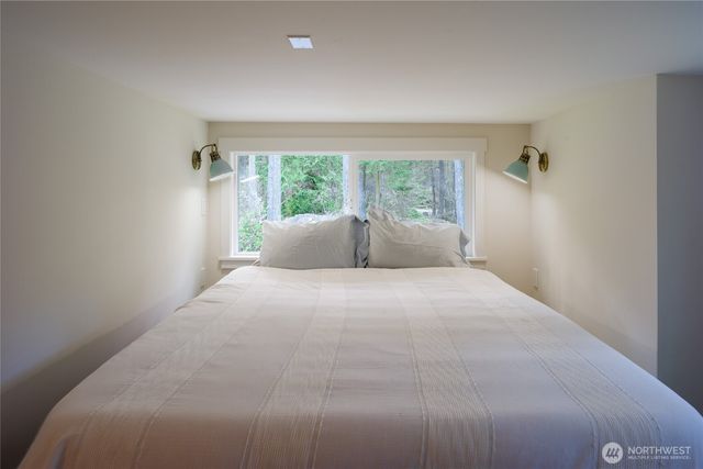 25 Eliza Lane, Lopez Island, WA 98261