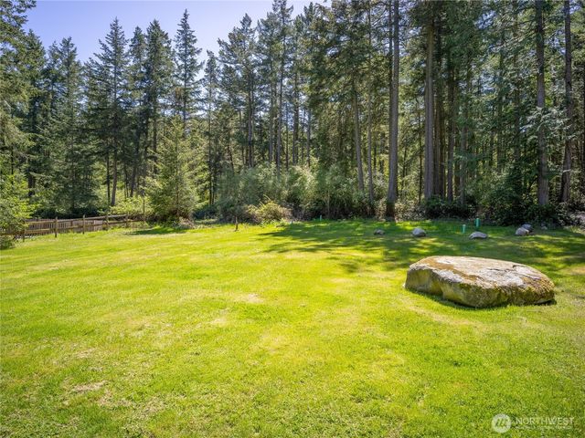 25 Eliza Lane, Lopez Island, WA 98261