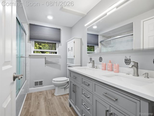 2921 Baylis Drive, Ann Arbor, MI 48108