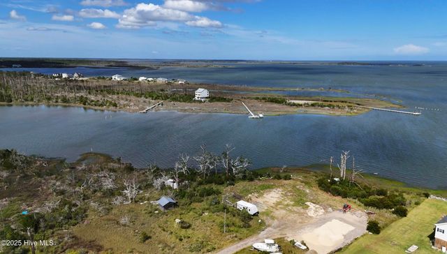 181 Old Carteret Road, Smyrna, NC 28579