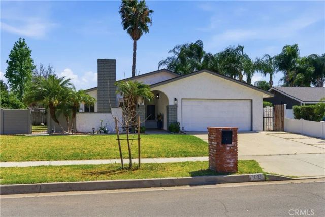 1019 Meadowview Court, Corona, CA 92880
