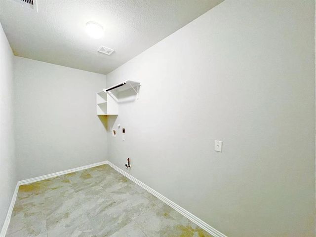 440 Round Lake Dr Drive, Rosenberg, TX 77469