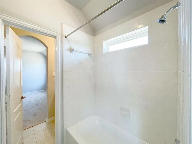 440 Round Lake Dr Drive, Rosenberg, TX 77469