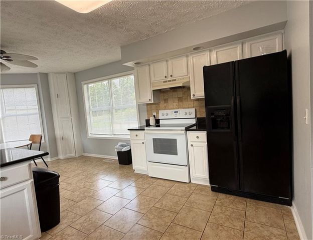 108 King Arthur Drive, King, NC 27021