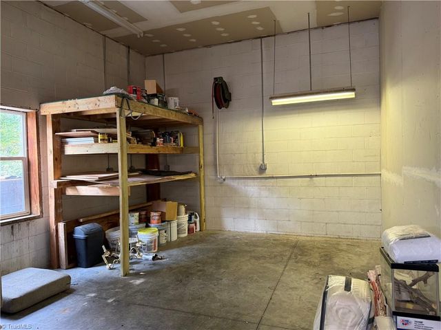 108 King Arthur Drive, King, NC 27021