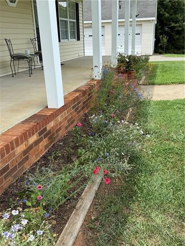 108 King Arthur Drive, King, NC 27021
