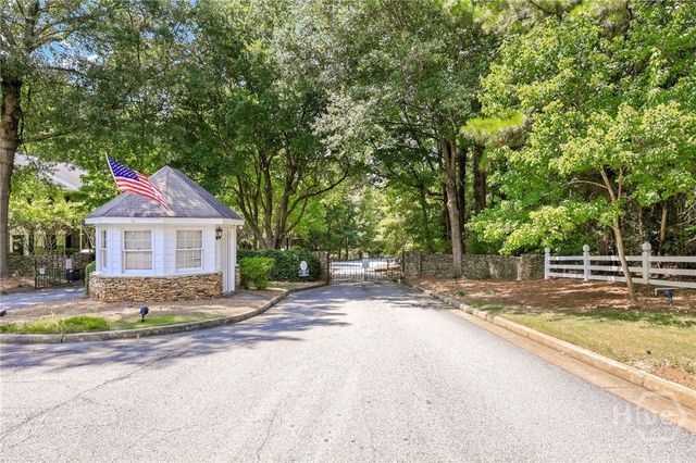 256 Wood Lake Drive, Athens, GA 30606