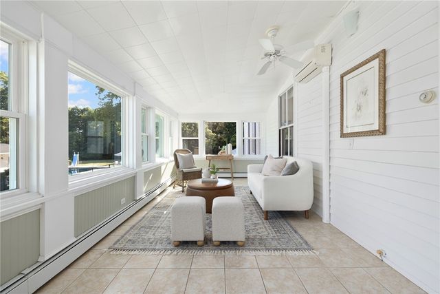 127 Beacon Avenue, Warwick, RI 02889