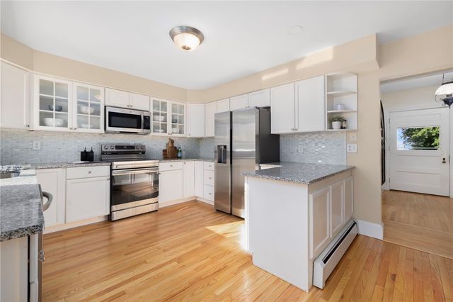 127 Beacon Avenue, Warwick, RI 02889