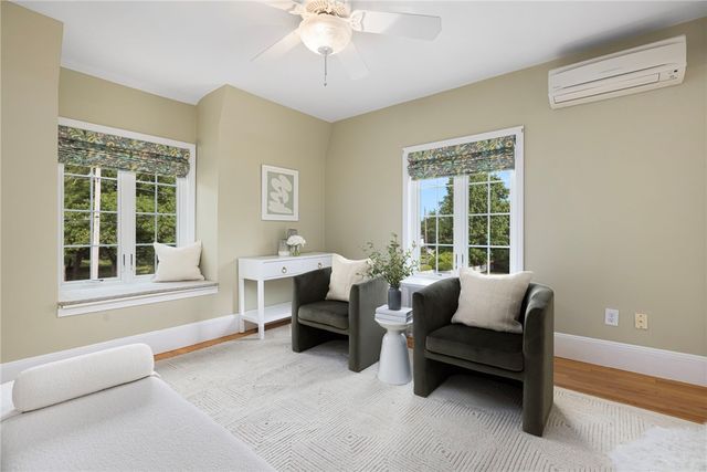 127 Beacon Avenue, Warwick, RI 02889
