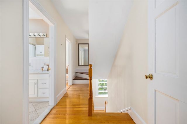 127 Beacon Avenue, Warwick, RI 02889