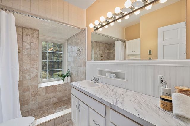 127 Beacon Avenue, Warwick, RI 02889