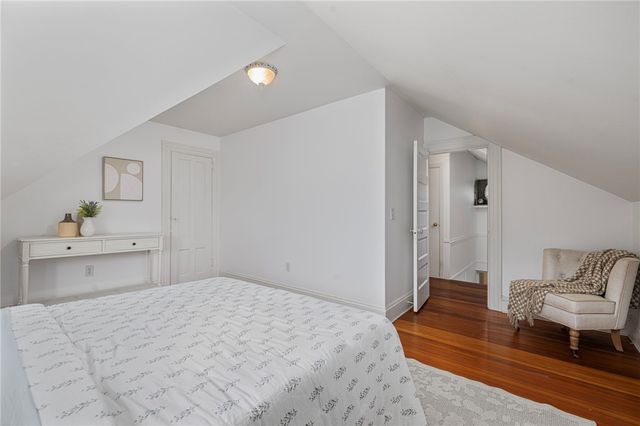 127 Beacon Avenue, Warwick, RI 02889