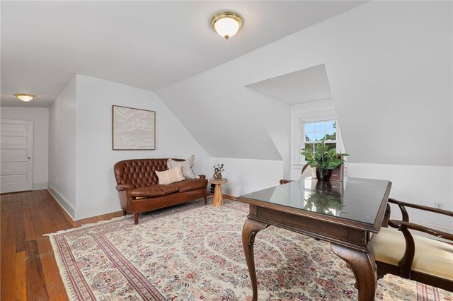 127 Beacon Avenue, Warwick, RI 02889