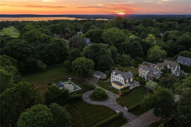 127 Beacon Avenue, Warwick, RI 02889
