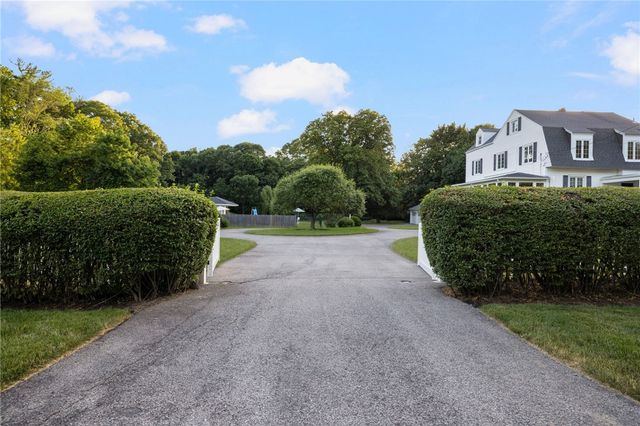 127 Beacon Avenue, Warwick, RI 02889