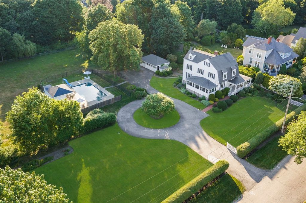 127 Beacon Avenue, Warwick, RI 02889