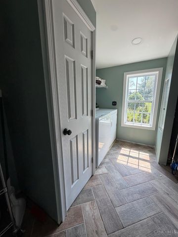 5300 Lindsey Road, Green Twp, OH 45154