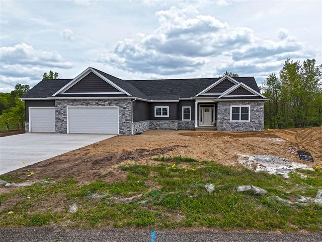 70055 Ashley Drive, Edwardsburg, MI 49112
