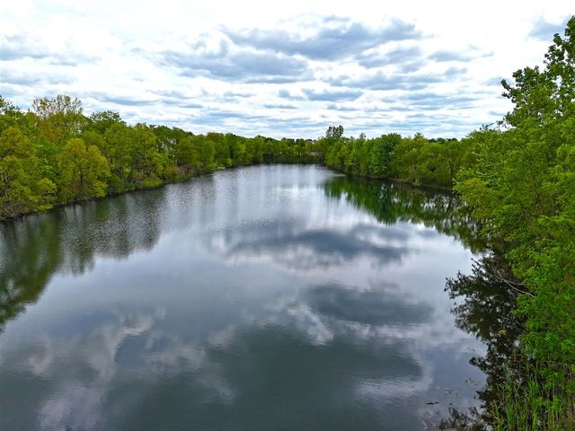 70055 Ashley Drive, Edwardsburg, MI 49112