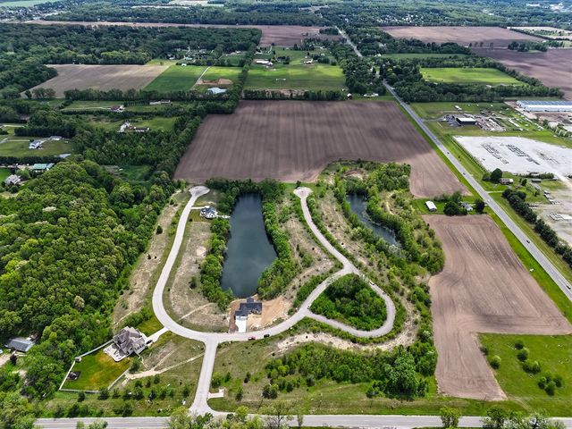 70055 Ashley Drive, Edwardsburg, MI 49112