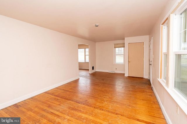 1401 GLASSBORO RD, Wenonah, NJ 08090