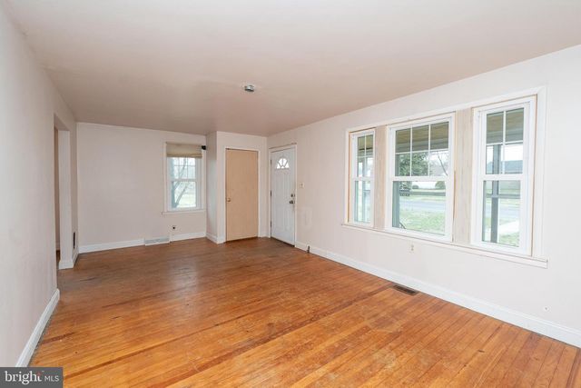 1401 GLASSBORO RD, Wenonah, NJ 08090