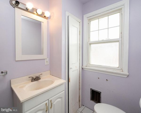 1401 GLASSBORO RD, Wenonah, NJ 08090