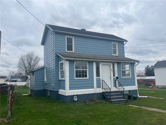 2245 Raymond Ave, Derry Twp, PA 15650