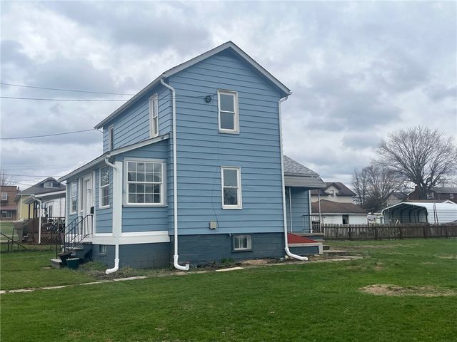 2245 Raymond Ave, Derry Twp, PA 15650